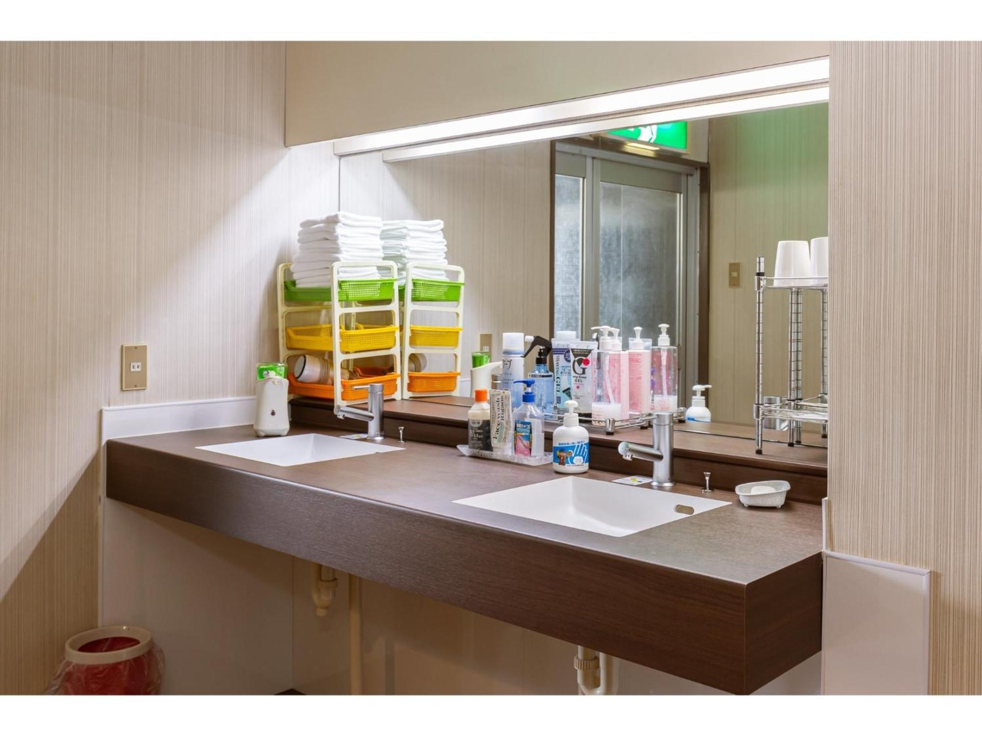 Business Hotel Katsuya - Vacation Stay 62170V Wakayama Exteriör bild